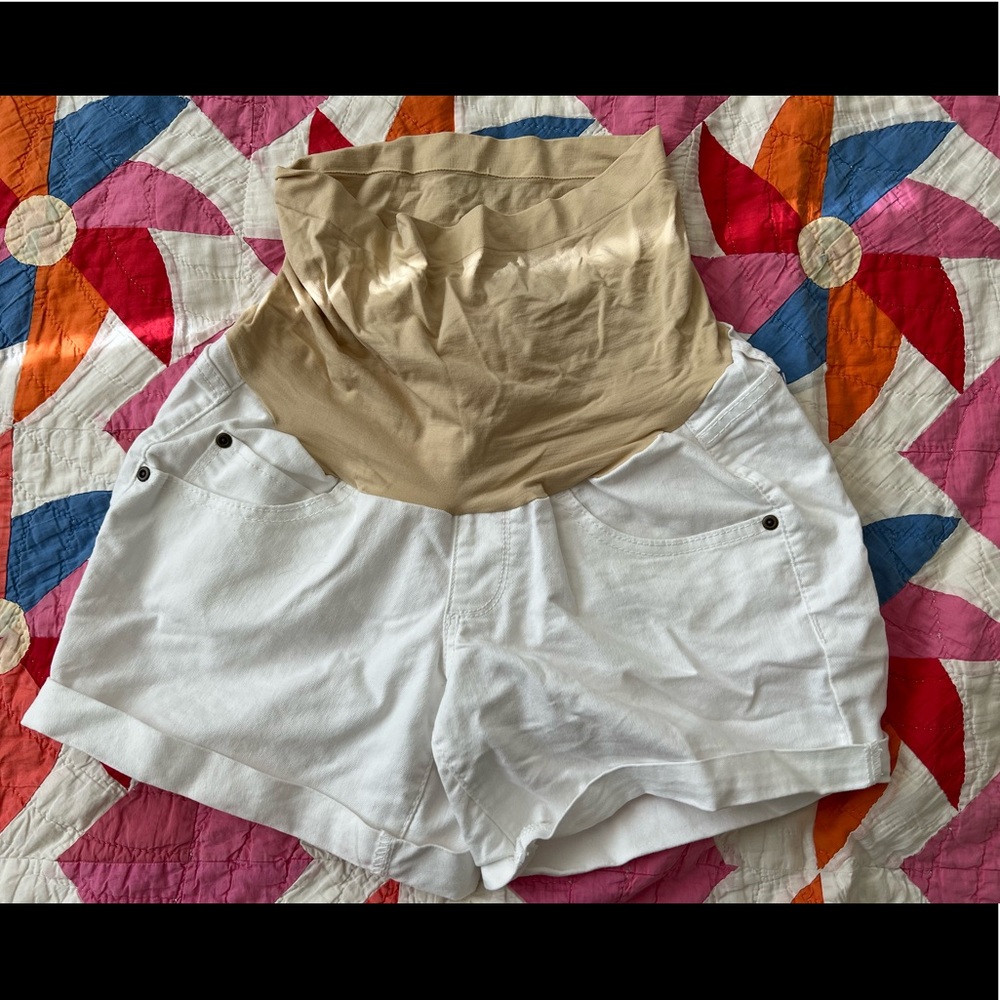 White Summer Maternity Shorts size 8